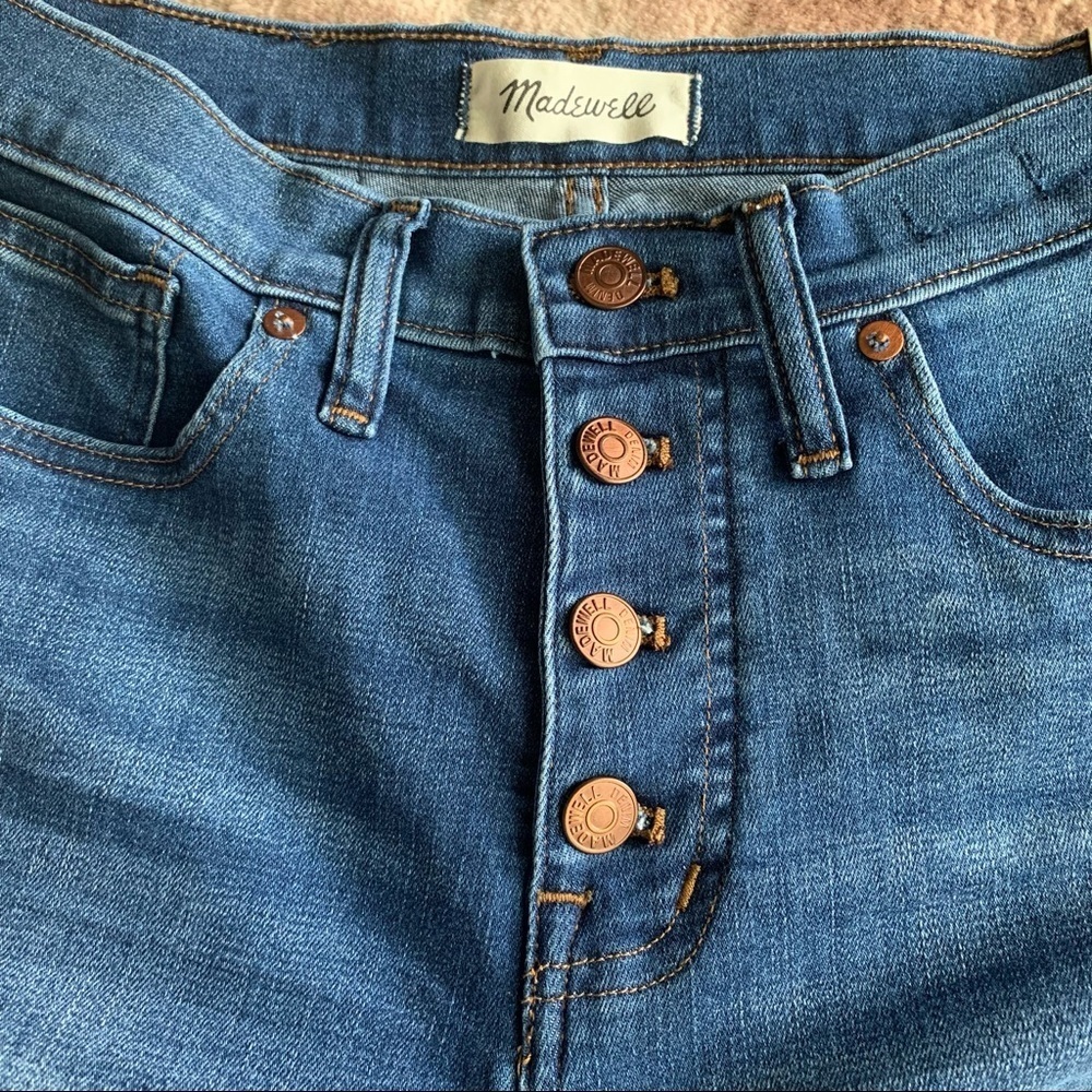 Madewell Mid Rise 9 Inch Button Front Skinny Jean - Picture 4 of 10